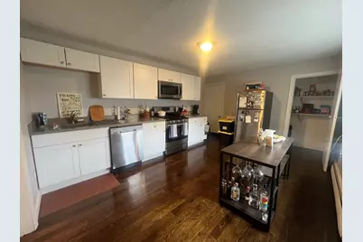 14 Cross St East #2, Somerville, MA 02145 - Photo 2