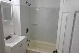 7 Crowell, Boston, MA 02124 - Photo 4