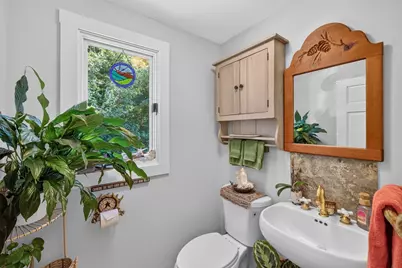 2 Monument Dr, Westport, MA 02790 - Photo 20