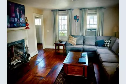 16 Middle St, Fairhaven, MA 02719 - Photo 2
