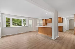 19 Cypress St, Oxford, MA 01540 - Photo 10