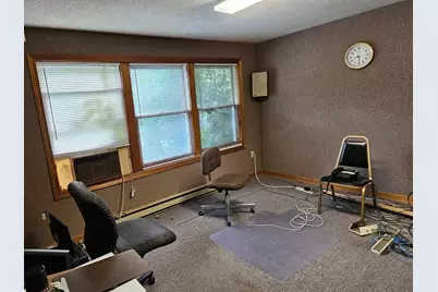 27 Douglas Road, Webster, MA 01570 - Photo 12