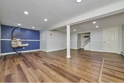 13 Forbes Ave, Burlington, MA 01803 - Photo 20