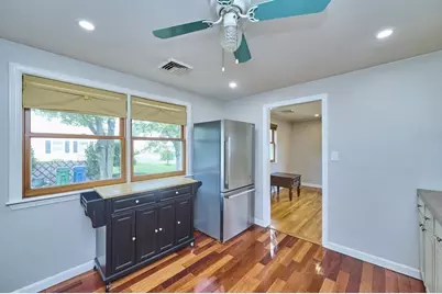 13 Forbes Ave, Burlington, MA 01803 - Photo 8