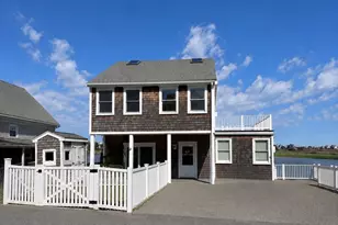 119 Bay St, Hull, MA 02045 - Photo 2