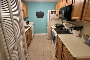 89 Heritage Dr, Northbridge, MA 01534 - Photo 6