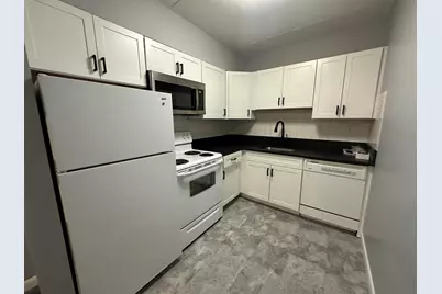 49 Windsor Dr #108, Holliston, MA 01746 - Photo 2