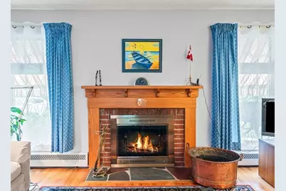 230 Brattle St, Holden, MA 01520 - Photo 8
