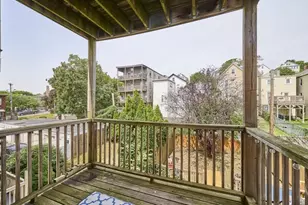 1098 Bennington St, Boston, MA 02128 - Photo 22