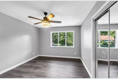 10 Robert Dr, Holyoke, MA 01040 - Photo 22