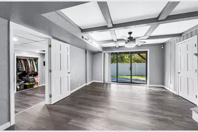 10 Robert Dr, Holyoke, MA 01040 - Photo 28