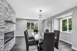 10 Robert Dr, Holyoke, MA 01040 - Photo 12