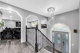 10 Robert Dr, Holyoke, MA 01040 - Photo 26