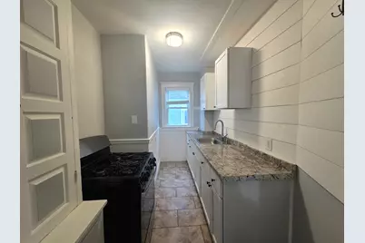 19 Leavitt St #1, Salem, MA 01970 - Photo 14