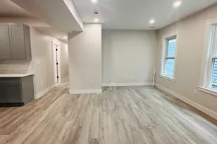 761 Columbia Rd, Boston, MA 02125 - Photo 4