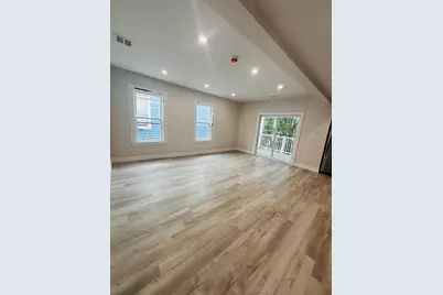 761 Columbia Road #3, Boston, MA 02125 - Photo 4