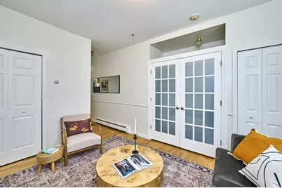 9 Mullins Ct. #D, Cambridge, MA 02141 - Photo 6