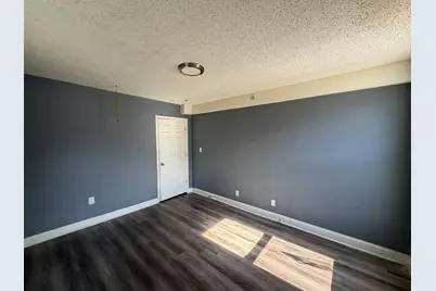 464 Central St #1L, Lowell, MA 01852 - Photo 4