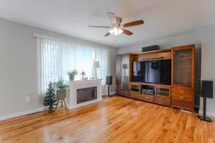 122 Ambrose St, Springfield, MA 01109 - Photo 6