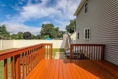 122 Ambrose St, Springfield, MA 01109 - Photo 32