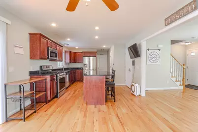 122 Ambrose St, Springfield, MA 01109 - Photo 12