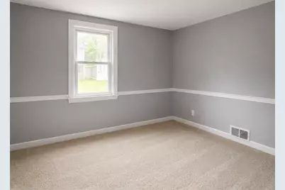 69 Lorraine, Weymouth, MA 02189 - Photo 4