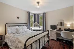 26 Village St, Marblehead, MA 01945 - Photo 14