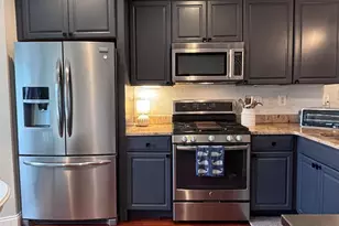 26 Village St, Marblehead, MA 01945 - Photo 4