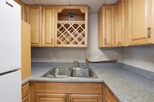 70 Southbridge St, Worcester, MA 01608 - Photo 14