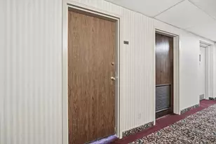 70 Southbridge St, Worcester, MA 01608 - Photo 10