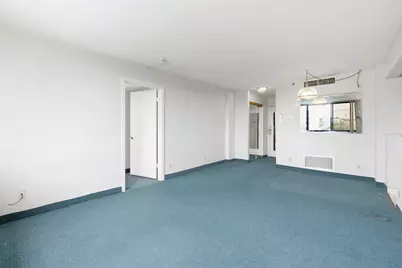 70 Southbridge St #402, Worcester, MA 01608 - Photo 20