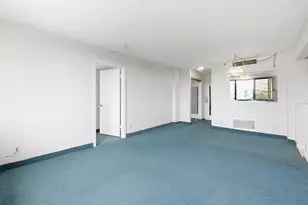 70 Southbridge St, Worcester, MA 01608 - Photo 20