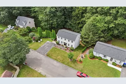 19 Stephanie Cir, Springfield, MA 01129 - Photo 8