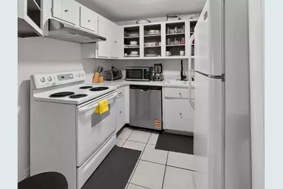 685 Oak St #21-9, Brockton, MA 02301 - Photo 4