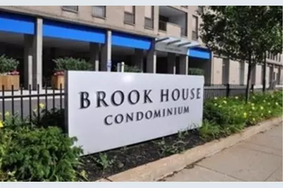 33 Pond Ave #802, Brookline, MA 02445 - Photo 4