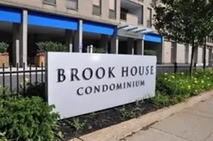 33 Pond Ave, Brookline, MA 02445 - Photo 4
