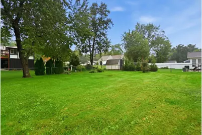 161 Wolcott Ave, West Springfield, MA 01089 - Photo 34