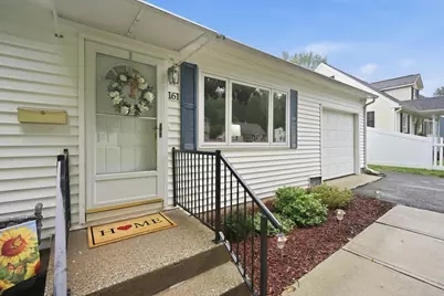 161 Wolcott Ave, West Springfield, MA 01089 - Photo 2