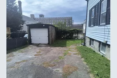 90 Tremont St, Fall River, MA 02720 - Photo 6
