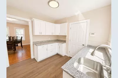 64 Havelock St, Malden, MA 02148 - Photo 8