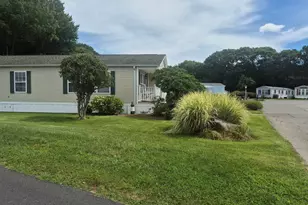 47 Nantucket Dr, Taunton, MA 02780 - Photo 4