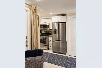 47 Pleasant Street #2, Provincetown, MA 02657 - Photo 6
