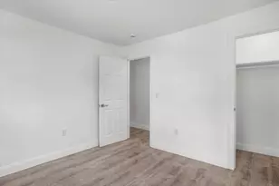 149 Burnside St, Providence, RI 02905 - Photo 18