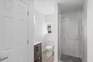 149 Burnside St, Providence, RI 02905 - Photo 38
