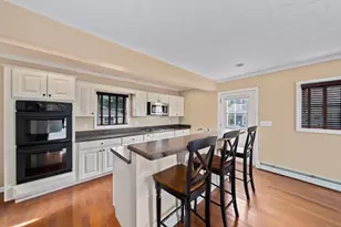 2 Caldwell St, Weymouth, MA 02191 - Photo 12