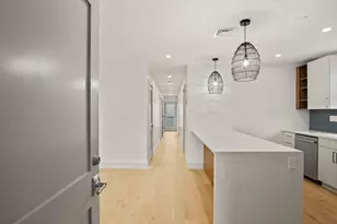 26 Crescent Ave, Boston, MA 02125 - Photo 10