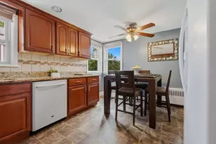 7 Taylor, Saugus, MA 01906 - Photo 4