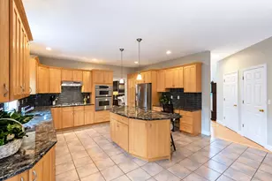 16 Ridgeview Ln, Mansfield, MA 02048 - Photo 8