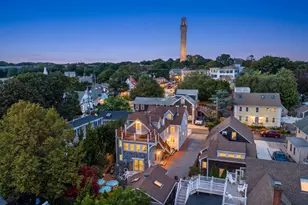 14 Court St, Provincetown, MA 02657 - Photo 40