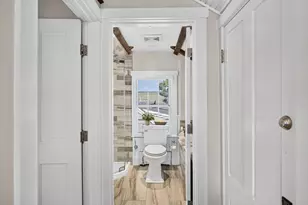 14 Court St, Provincetown, MA 02657 - Photo 24